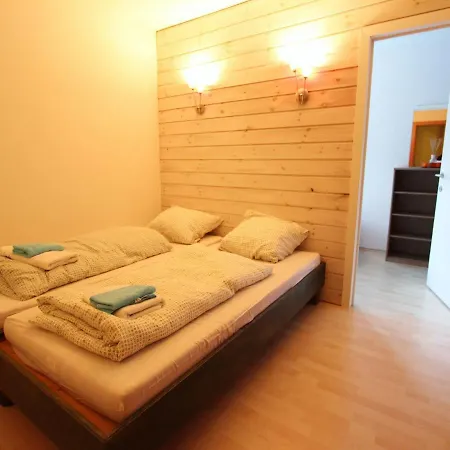 Lovely Chalet With Sauna Storage Heating Carport * Saalbach-Hinterglemm